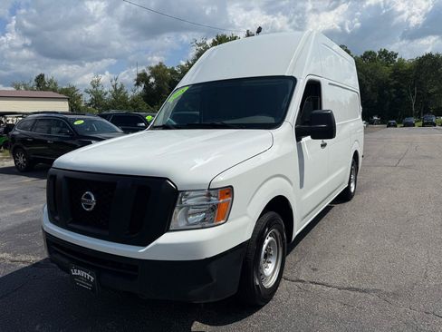 Used 2018 Nissan NV 2500 S RWD image 2