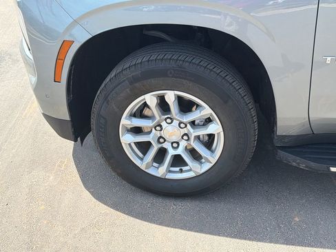 Used 2025 Chevrolet Tahoe LT AWD/4WD image 11