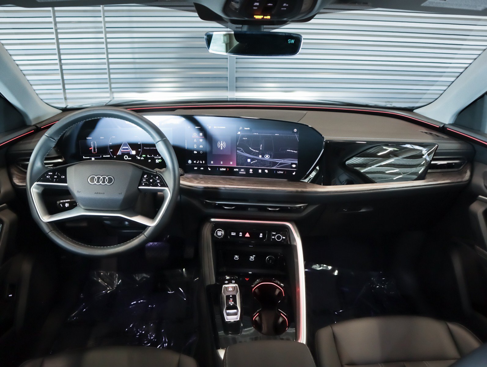 Used 2025 Audi Q5 Premium w/ Convenience Package AWD/4WD image 10