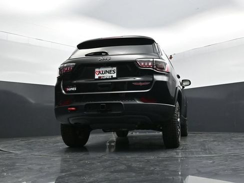 New 2026 Jeep Compass Trailhawk w/ Trailer Tow Group AWD/4WD image 58