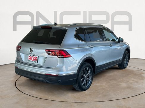 Used 2023 Volkswagen Tiguan SE FWD image 10
