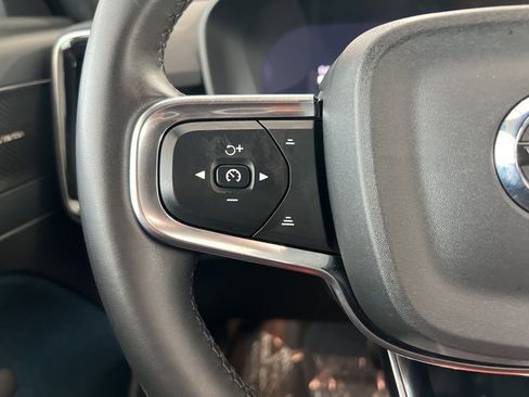 Used 2023 Volvo XC40 Recharge Ultimate w/ Protection Package Premier image 35