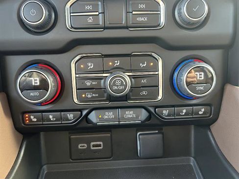 Certified 2024 Chevrolet Tahoe High Country image 19