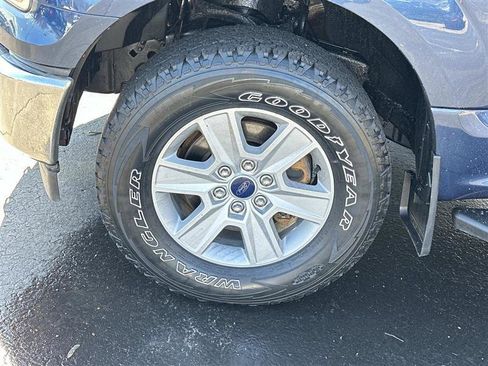 Used 2017 Ford F150 XLT w/ Heavy-Duty Payload Package image 6