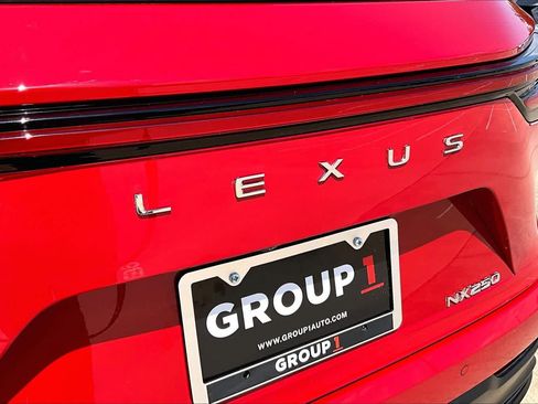 Certified 2025 Lexus NX 250 FWD w/ Accessory Package (2T) image 31