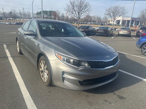 Used 2018 Kia Optima EX w/ Paint Protection Package image 6