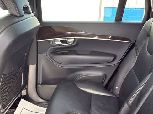 Used 2019 Volvo XC90 T6 Momentum w/ Advanced Package AWD/4WD image 25
