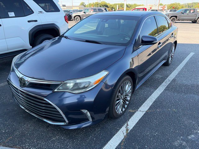 Used 2016 Toyota Avalon Limited w/ Toyota Safety Sense Package FWD image 1