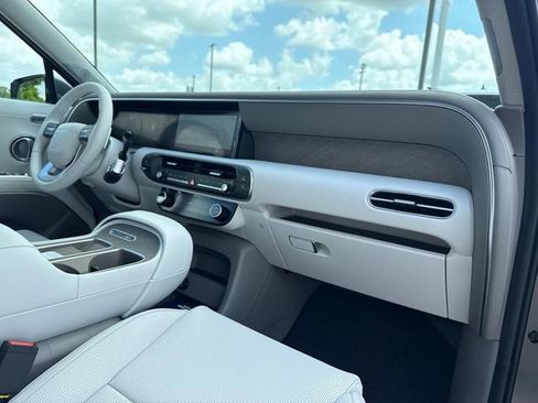 New 2026 Hyundai Palisade Limited FWD image 16