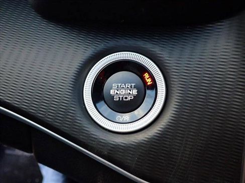 New 2025 Jeep Grand Cherokee Altitude image 22