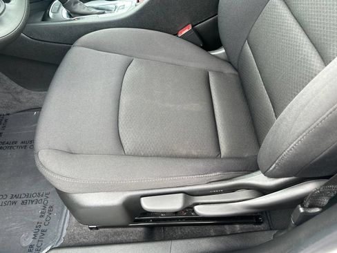 Used 2023 Chevrolet Malibu LS FWD image 18