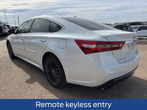 Used 2017 Toyota Avalon Touring image 5