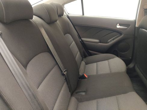 Used 2017 Kia Forte LX FWD image 19