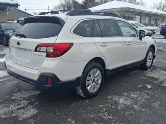 Used 2019 Subaru Outback 2.5i Premium video 4