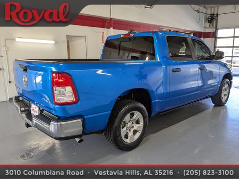 Used 2023 RAM 1500 Big Horn image 4