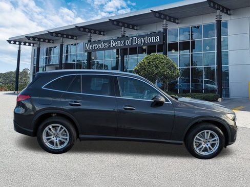 Used 2026 Mercedes-Benz GLC 300 4MATIC image 3