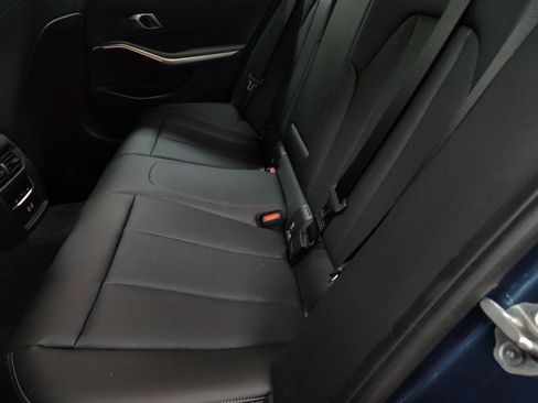 Used 2025 BMW 330i xDrive Sedan image 14