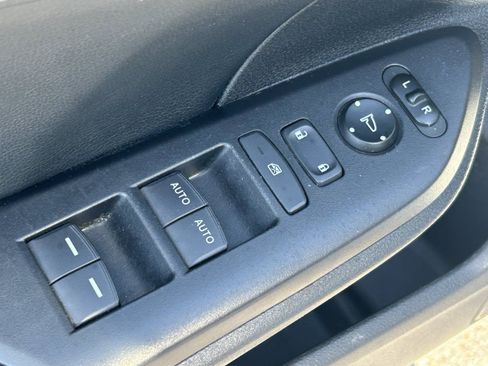 Used 2019 Honda Civic Touring image 26