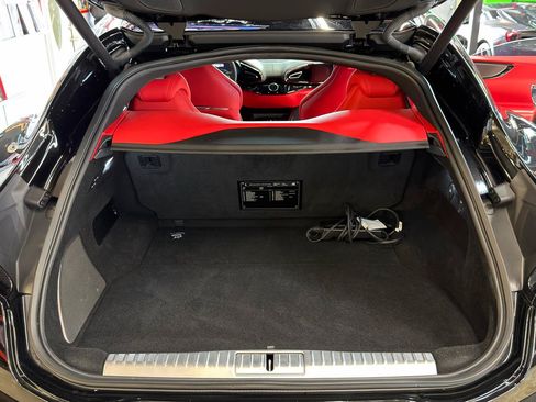 Used 2023 Ferrari Purosangue AWD/4WD image 37