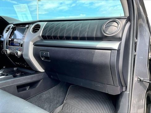 Used 2021 Toyota Tundra Platinum image 13