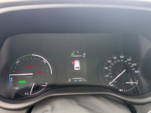 Used 2022 Toyota Sienna XSE image 12