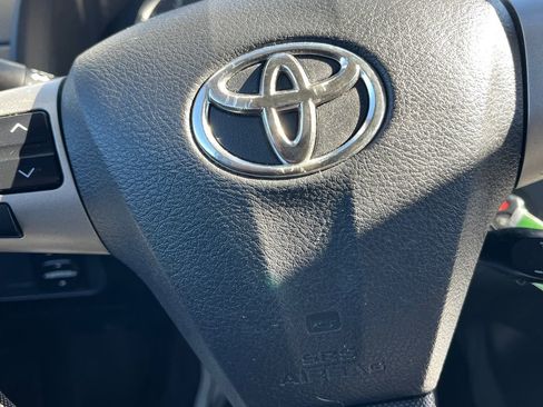 Used 2011 Toyota Corolla S image 15