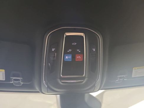 New 2025 Jeep Grand Cherokee Laredo w/ Luxury Tech Group I image 11