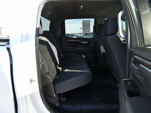 Certified 2024 Chevrolet Silverado 1500 LT Trail Boss w/ Dark Appearance Package image 17