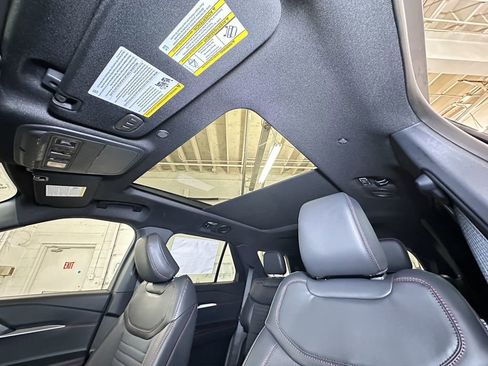 New 2026 Ford Explorer ST-Line image 24