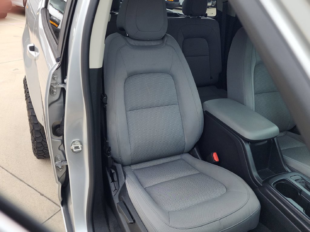 Used 2019 Chevrolet Colorado W/T w/ Custom Special Edition RWD image 23