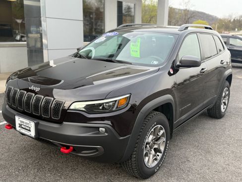 Certified 2021 Jeep Cherokee Trailhawk image 3