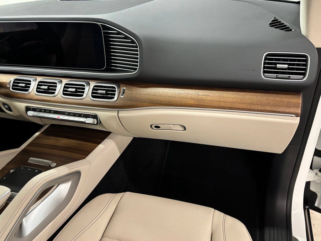 Certified 2025 Mercedes-Benz GLE 450e 4MATIC image 21