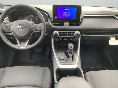 New 2025 Toyota RAV4 SE image 15