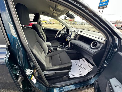 Used 2018 Toyota RAV4 LE w/ All Weather Liner Package image 27
