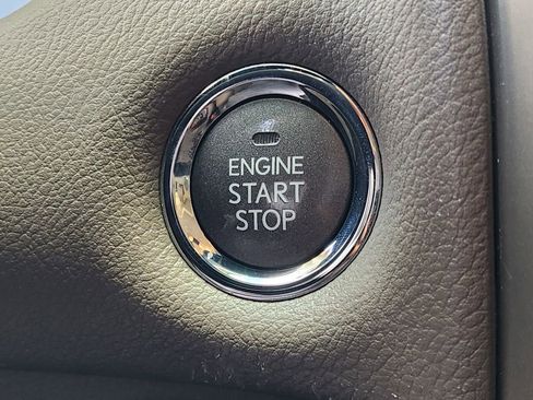 Used 2017 Lexus GX 460 Premium w/ Premium Package image 21