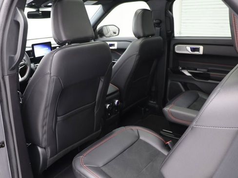 Used 2022 Ford Explorer ST-Line w/ Class IV Trailer Tow Package image 11