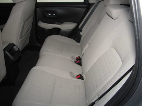 Certified 2025 Honda HR-V LX image 11