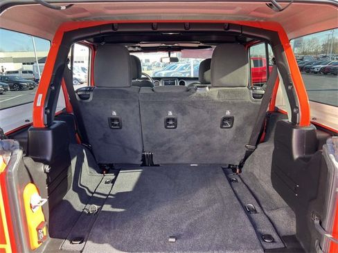 Used 2019 Jeep Wrangler Unlimited Sport S image 7