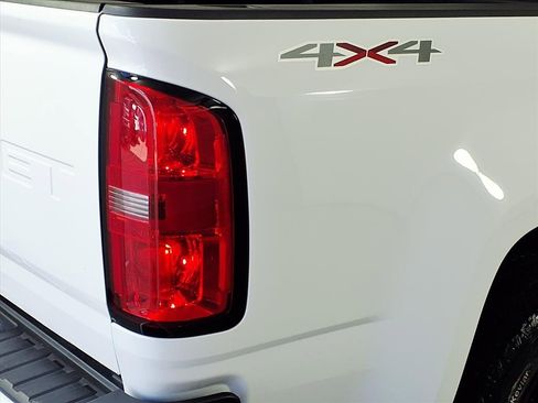 Used 2021 Chevrolet Colorado LT w/ Fleet Safety Package image 6