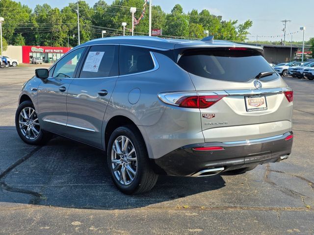 Used 2023 Buick Enclave Essence w/ Experience Buick Package FWD image 3