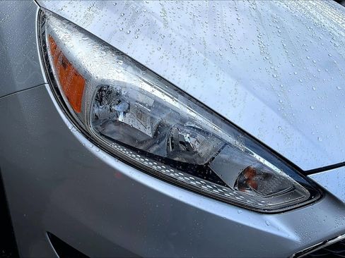 Used 2018 Ford Focus S image 26