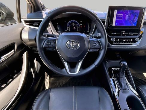 Certified 2025 Toyota Corolla XSE FWD image 5