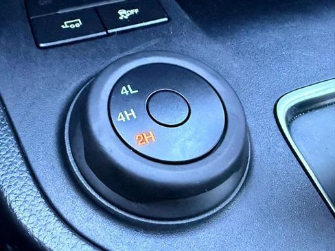 Used 2020 Ford Ranger XLT image 37