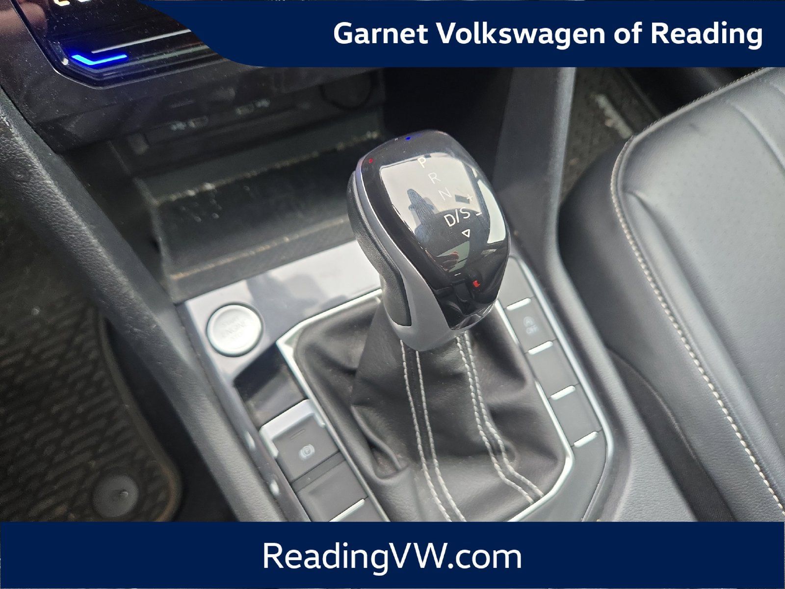 Used 2023 Volkswagen Tiguan SE w/ Panoramic Sunroof Package FWD image 15