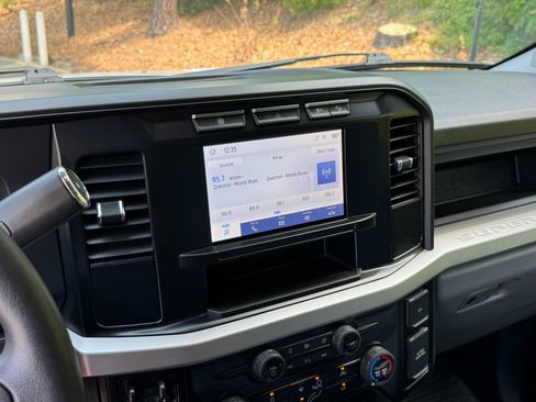 Used 2024 Ford F350 XL AWD/4WD image 39