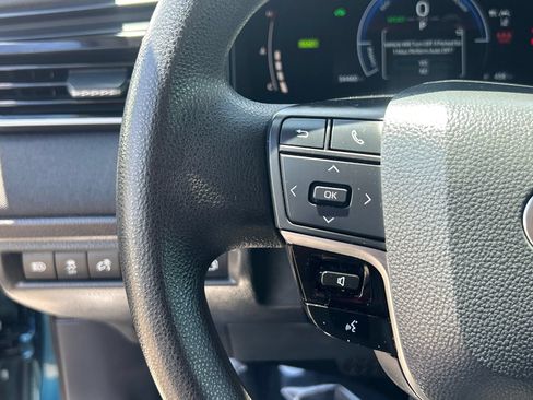 Used 2025 Toyota Camry LE FWD image 29