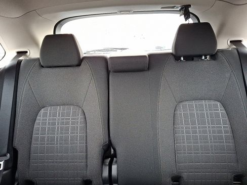 Certified 2023 Honda HR-V LX image 19