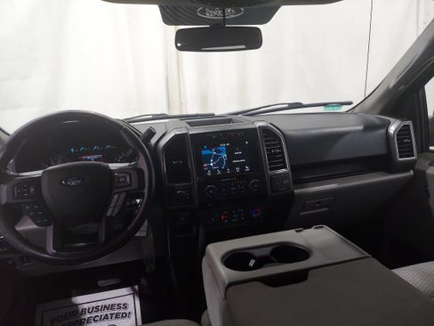 Used 2018 Ford F150 XLT w/ Equipment Group 302A Luxury AWD/4WD image 8