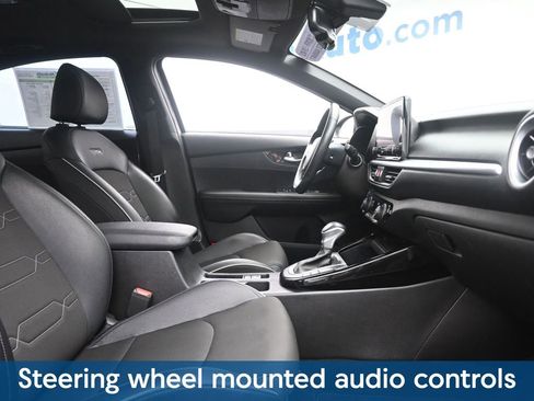 Used 2022 Kia Forte GT-Line w/ GT-Line Premium Package image 8