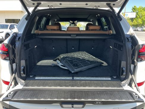 Used 2024 BMW X5 xDrive50e w/ M Sport Package image 26